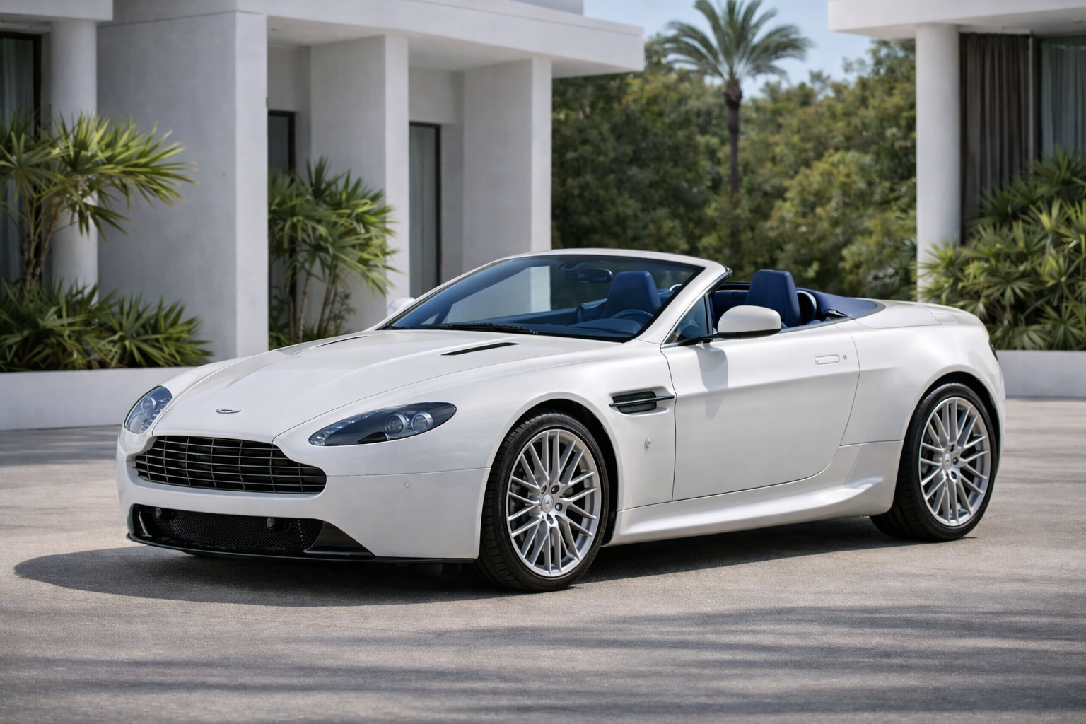 Aston Martin Vantage